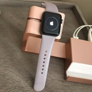 Apple Watch Series 2 Aluminum - 38mm - Space Gray.